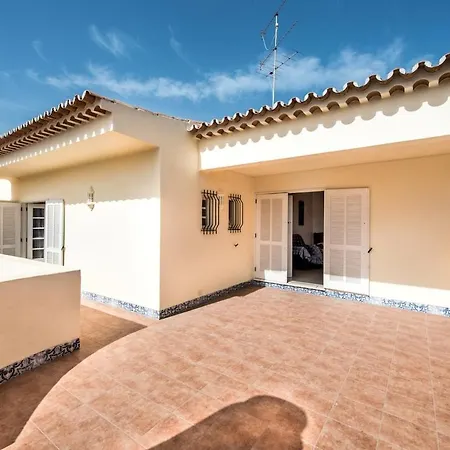Vila Casa Amendoeiras