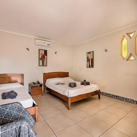 Casa Amendoeiras 阿尔布费拉