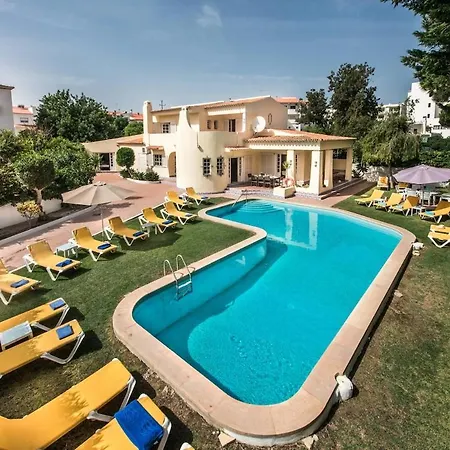 Casa Amendoeiras